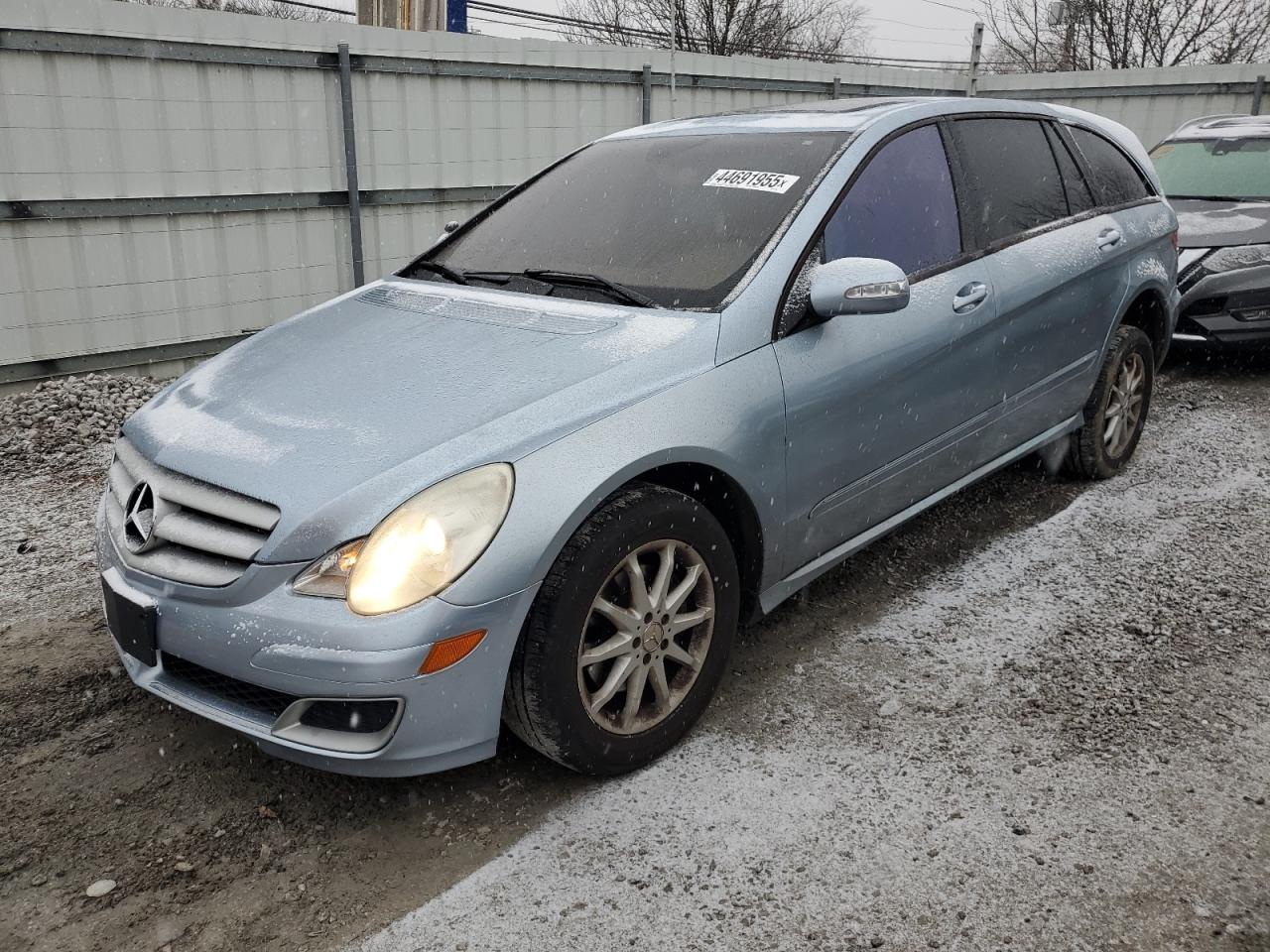 2006 Mercedes-Benz R 350 VIN: 4JGCB65E96A023290 Lot: 44691955