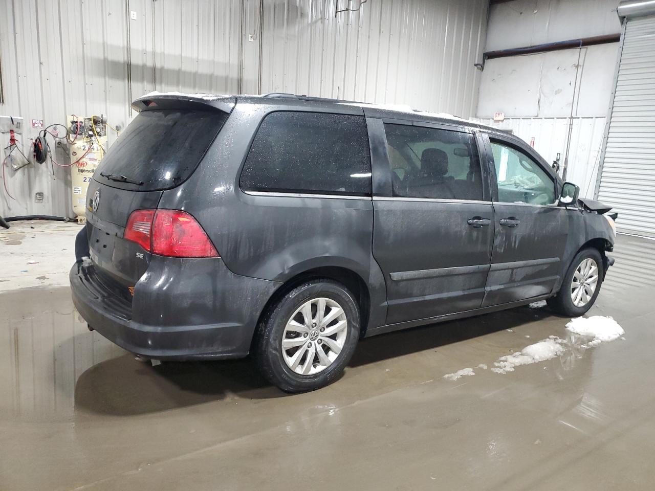 2012 Volkswagen Routan Se VIN: 2C4RVABG1CR355097 Lot: 44492545