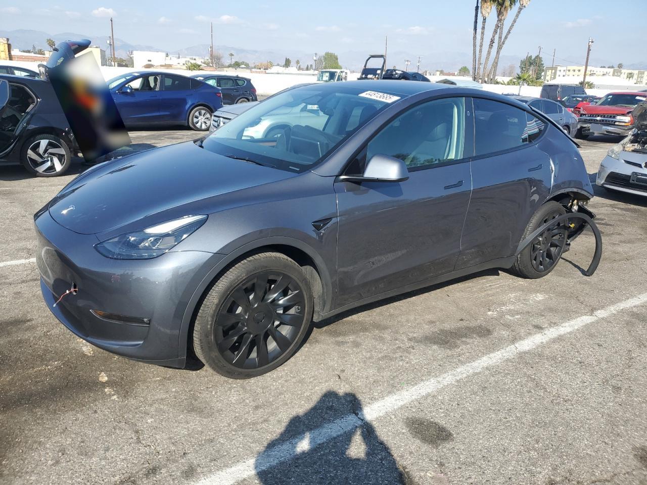 2023 Tesla Model Y VIN: 7SAYGAEE7PF957507 Lot: 44813685