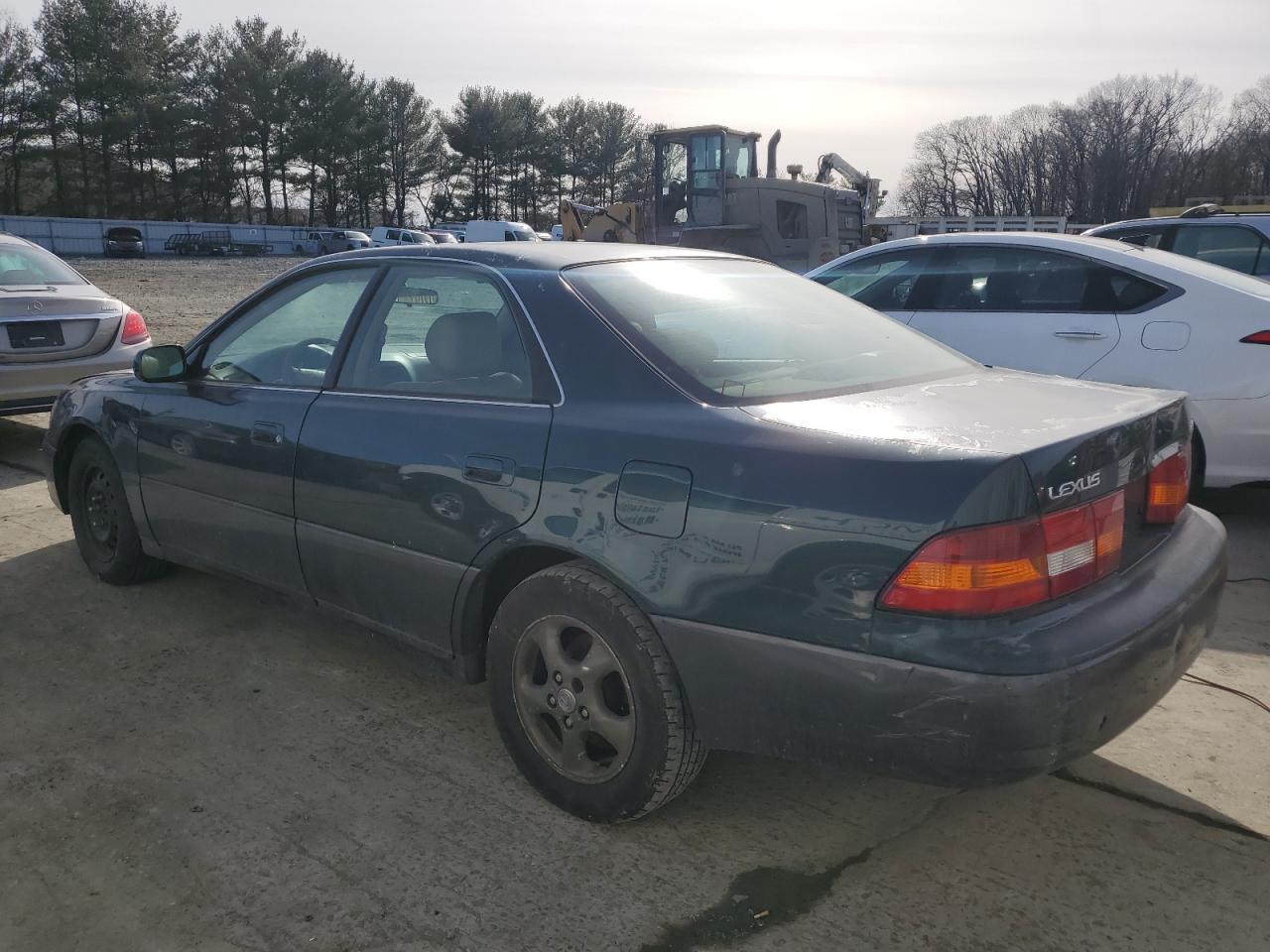 1998 Lexus Es 300 VIN: JT8BF28G4W5043724 Lot: 44194005