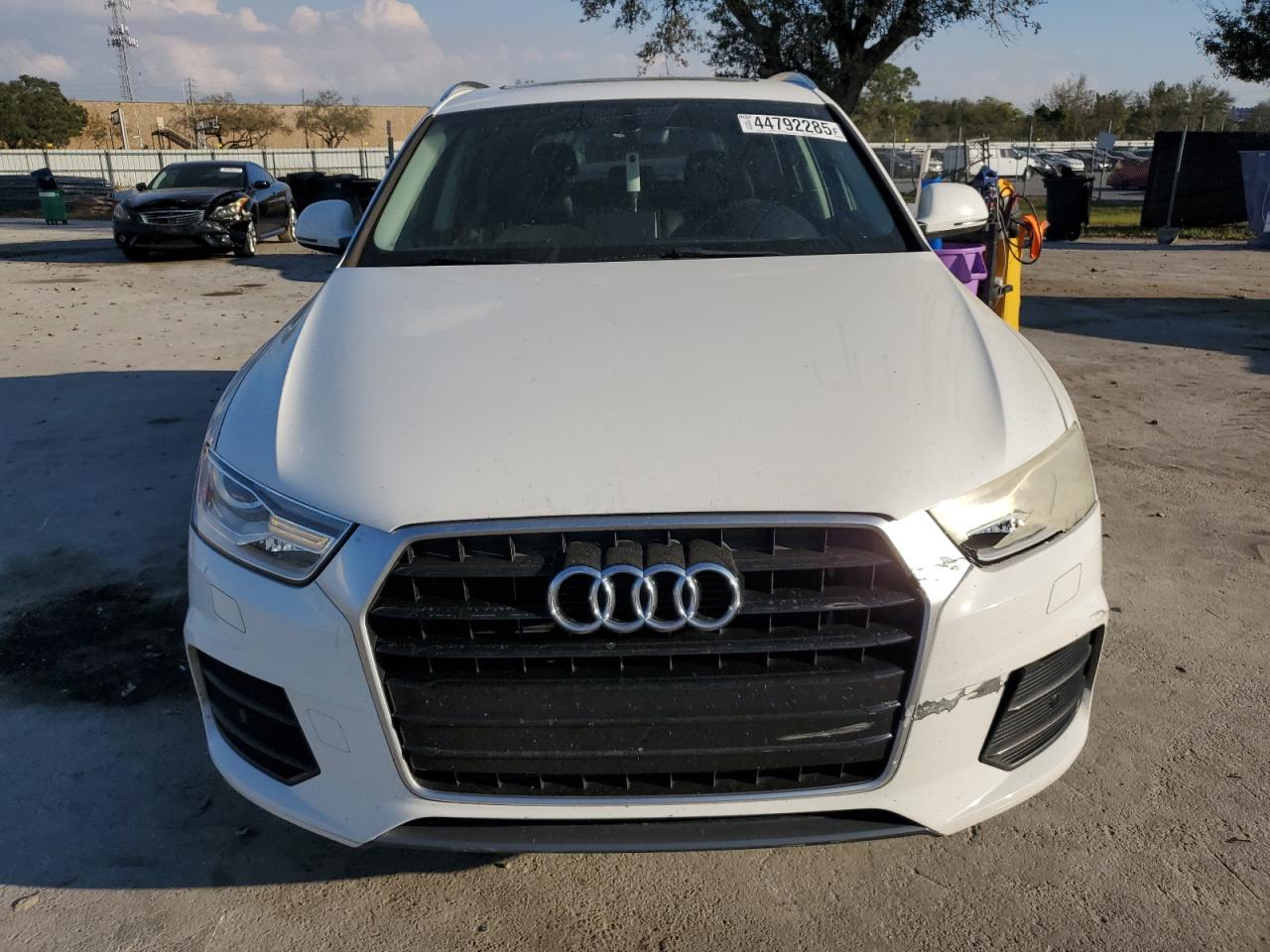 WA1BCCFS9HR015169 2017 Audi Q3 Premium