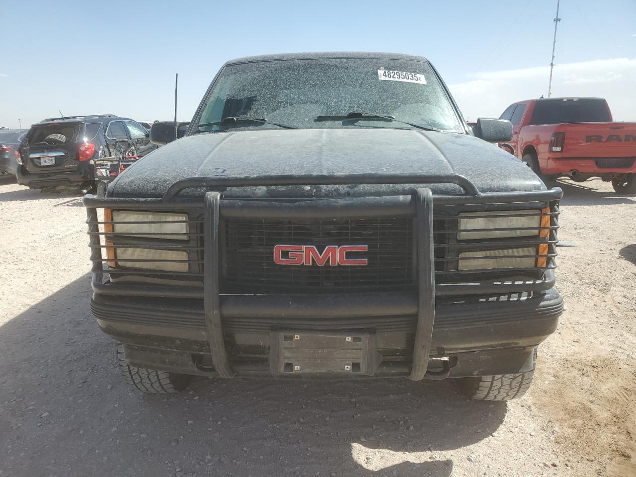 1994 GMC Yukon VIN: 1GKEK18K7RJ767237 Lot: 48295035