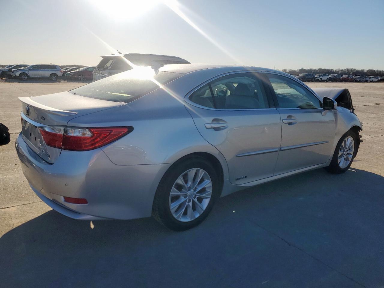 2013 Lexus Es 300H VIN: JTHBW1GG9D2012656 Lot: 47980745