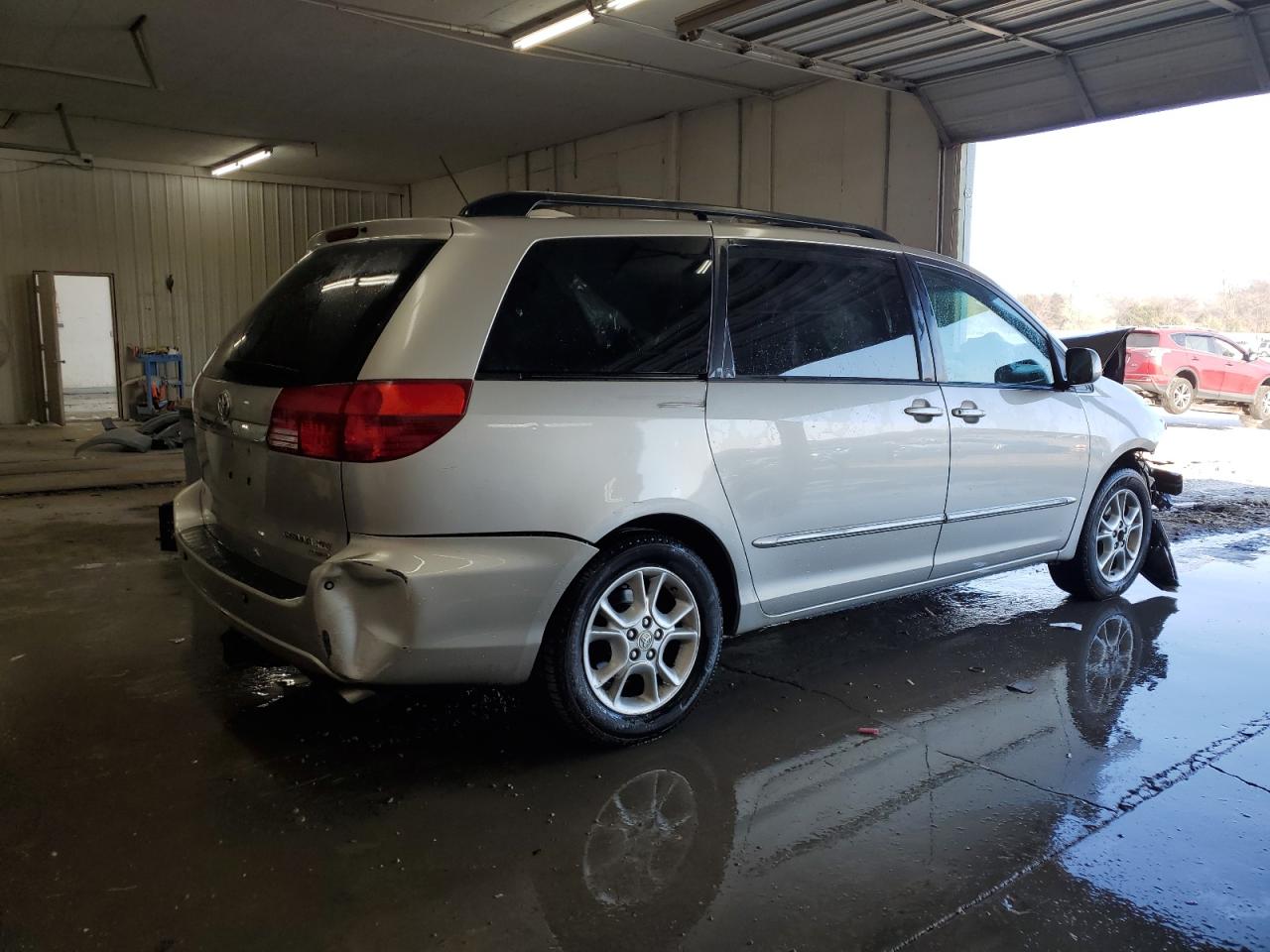 5TDZA22C04S158929 2004 Toyota Sienna Xle