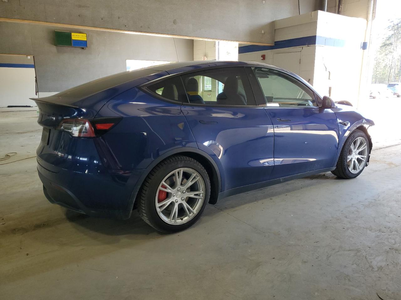 2020 Tesla Model Y VIN: 5YJYGDEF7LF000845 Lot: 48862645