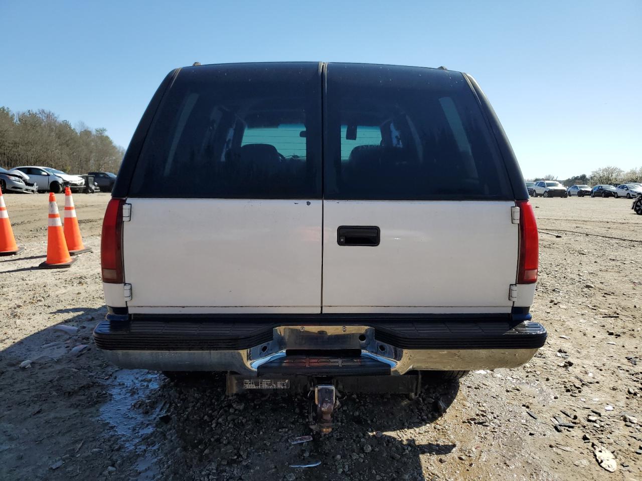 1997 GMC Yukon VIN: 1GKEK13R0VJ747359 Lot: 48301095