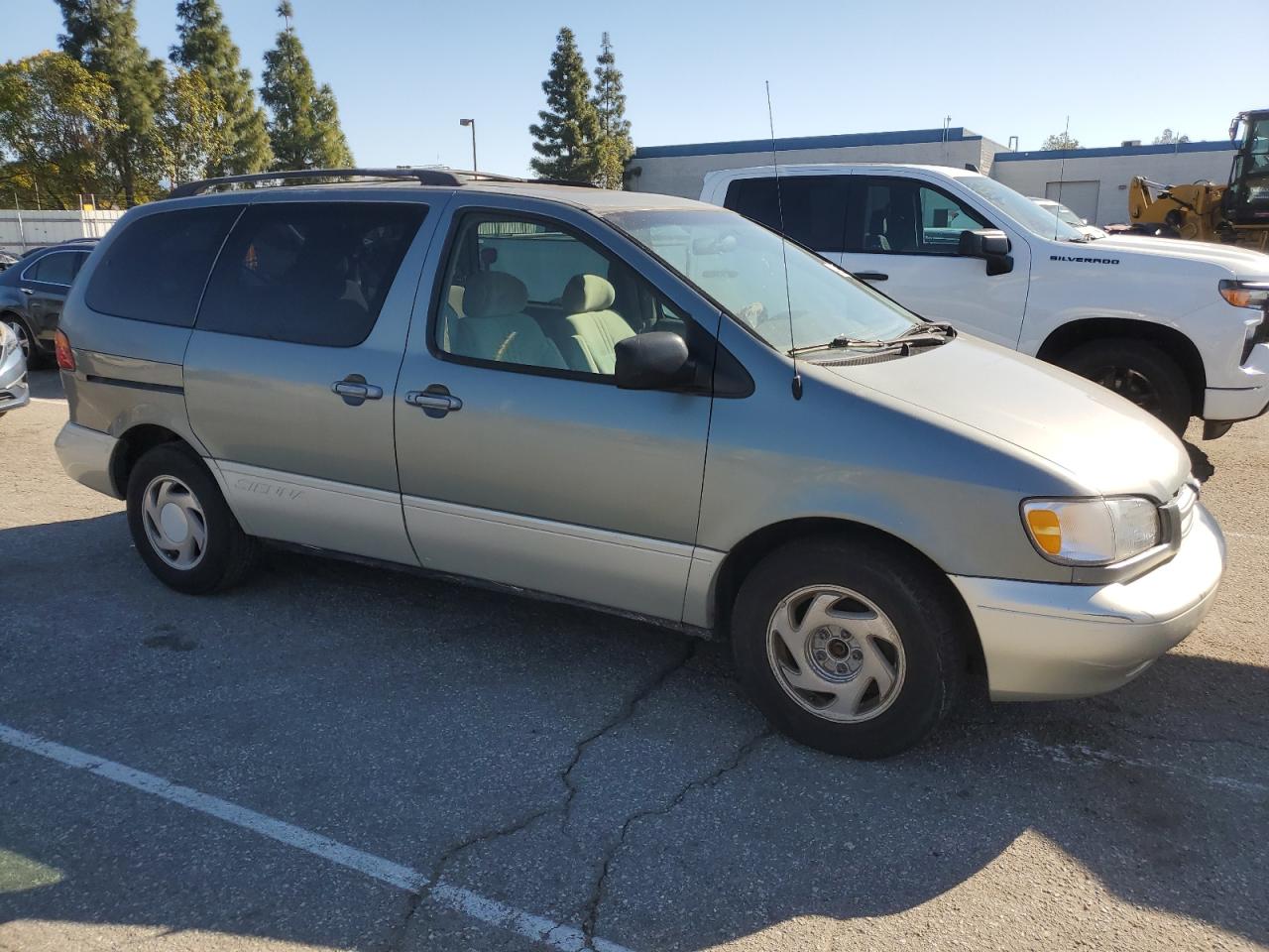 4T3ZF13C6XU162657 1999 Toyota Sienna Le