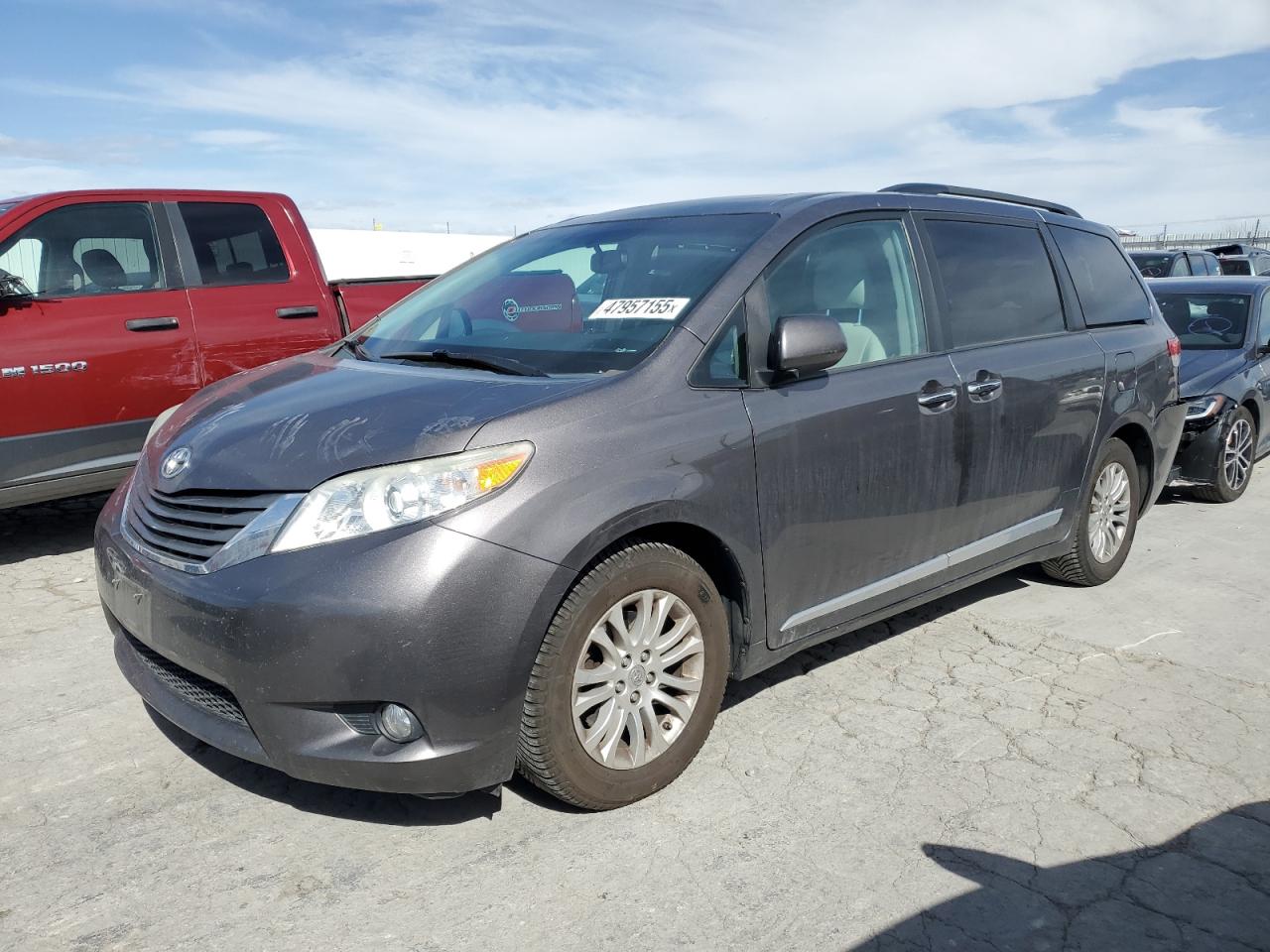 2012 Toyota Sienna Xle VIN: 5TDYK3DC5CS230427 Lot: 47957155