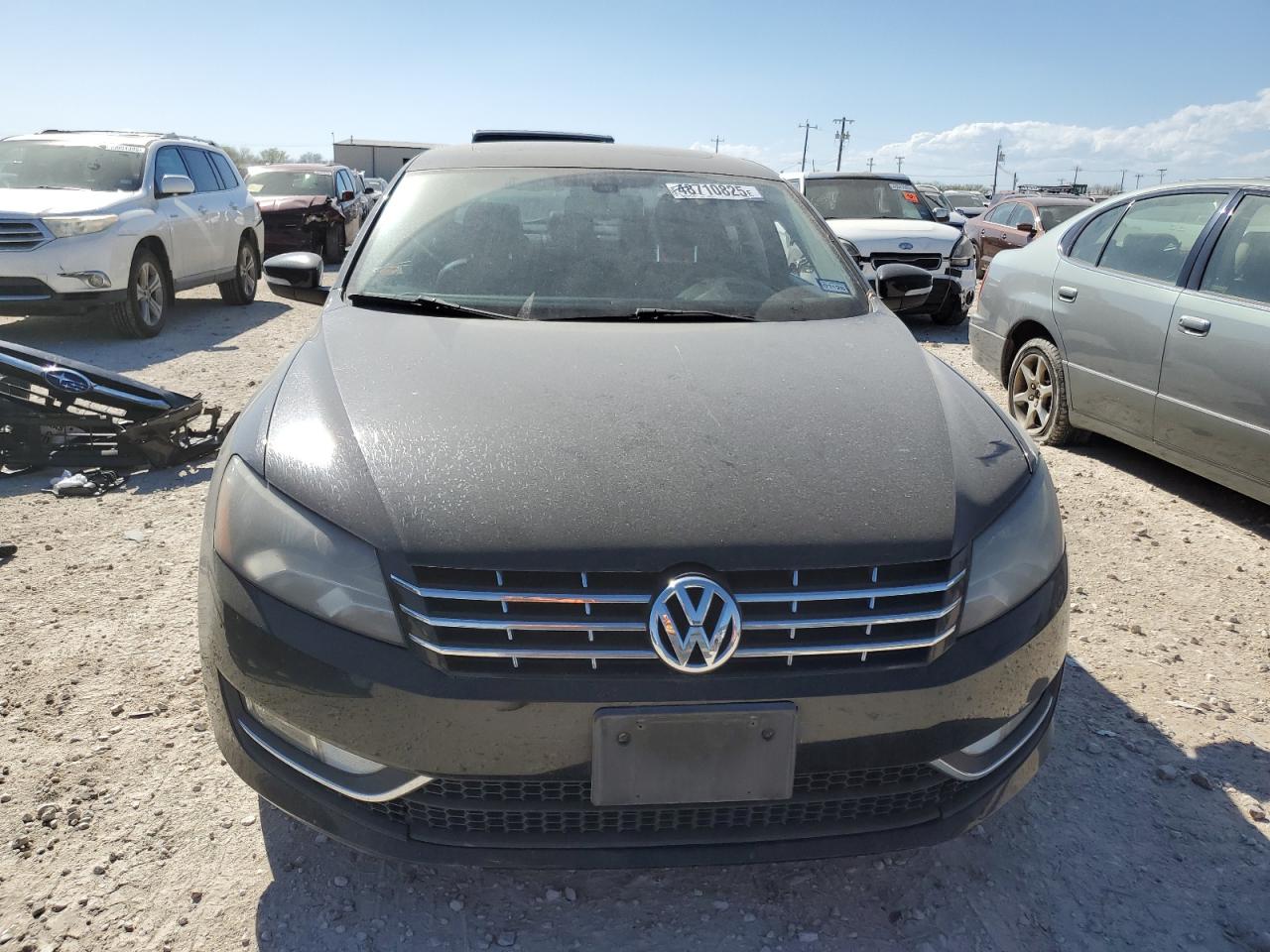 2013 Volkswagen Passat Sel VIN: 1VWCH7A30DC002386 Lot: 48710825