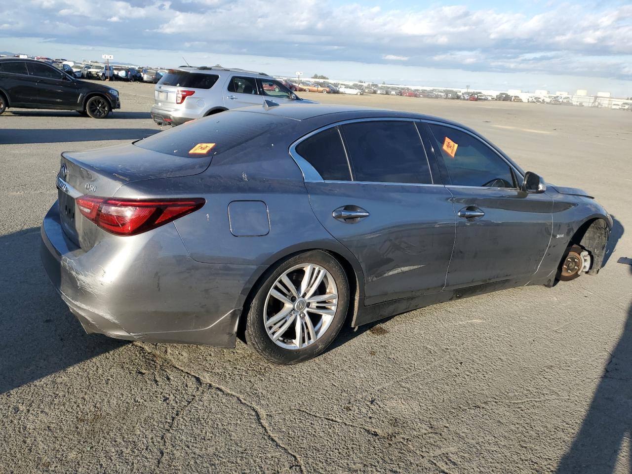 2018 Infiniti Q50 Luxe VIN: JN1EV7APXJM358893 Lot: 47858405