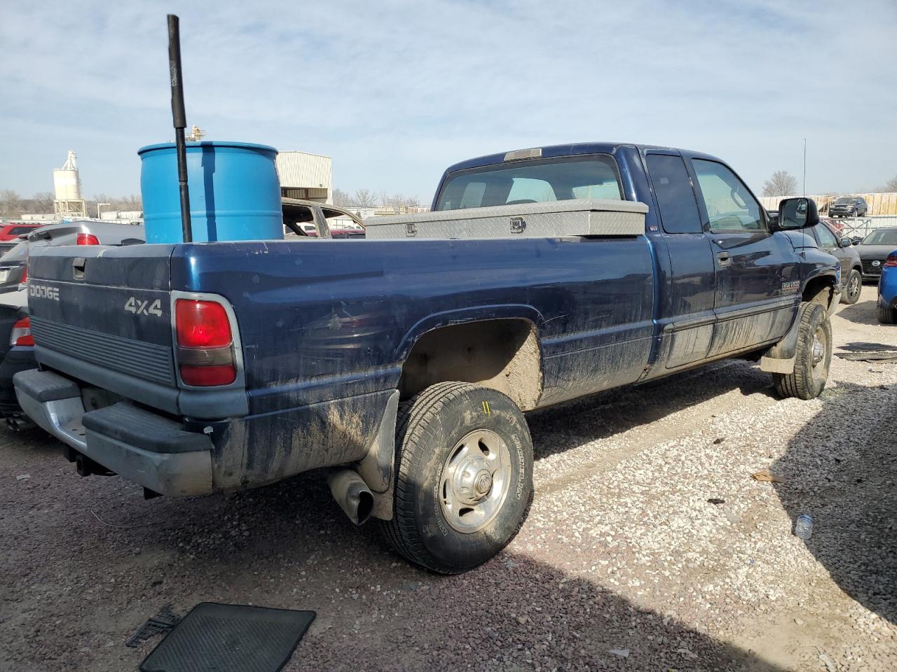 2000 Dodge Ram 2500 VIN: 3B7KF2362YG132087 Lot: 48668925