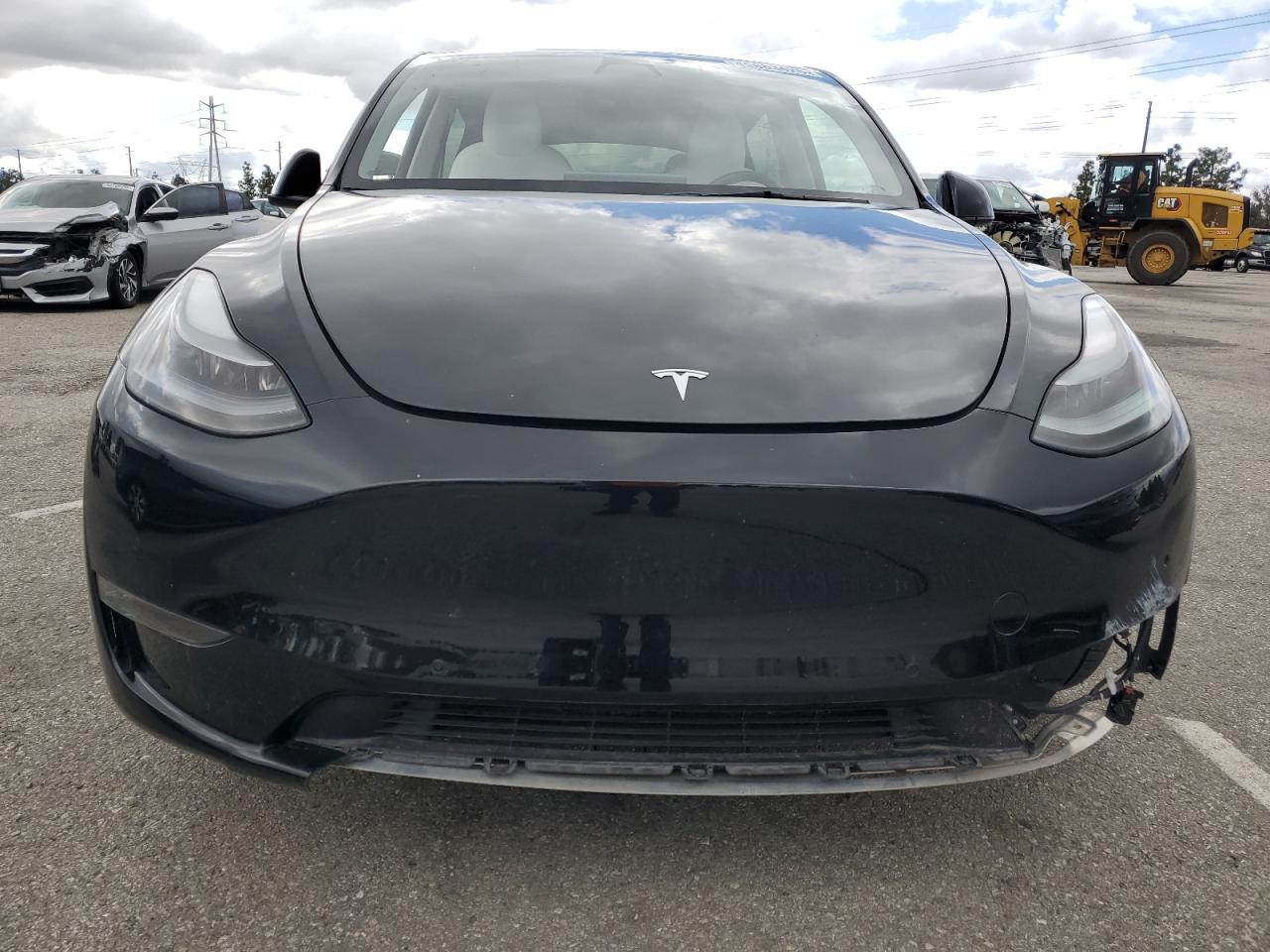 2022 Tesla Model Y VIN: 7SAYGDEF4NF389207 Lot: 45863425