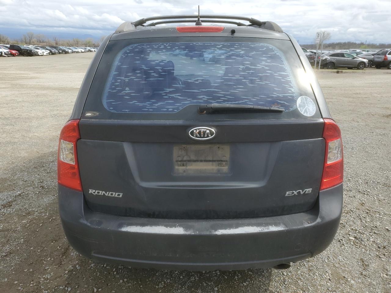 2007 Kia Rondo Lx VIN: KNAFG526677091486 Lot: 47625785