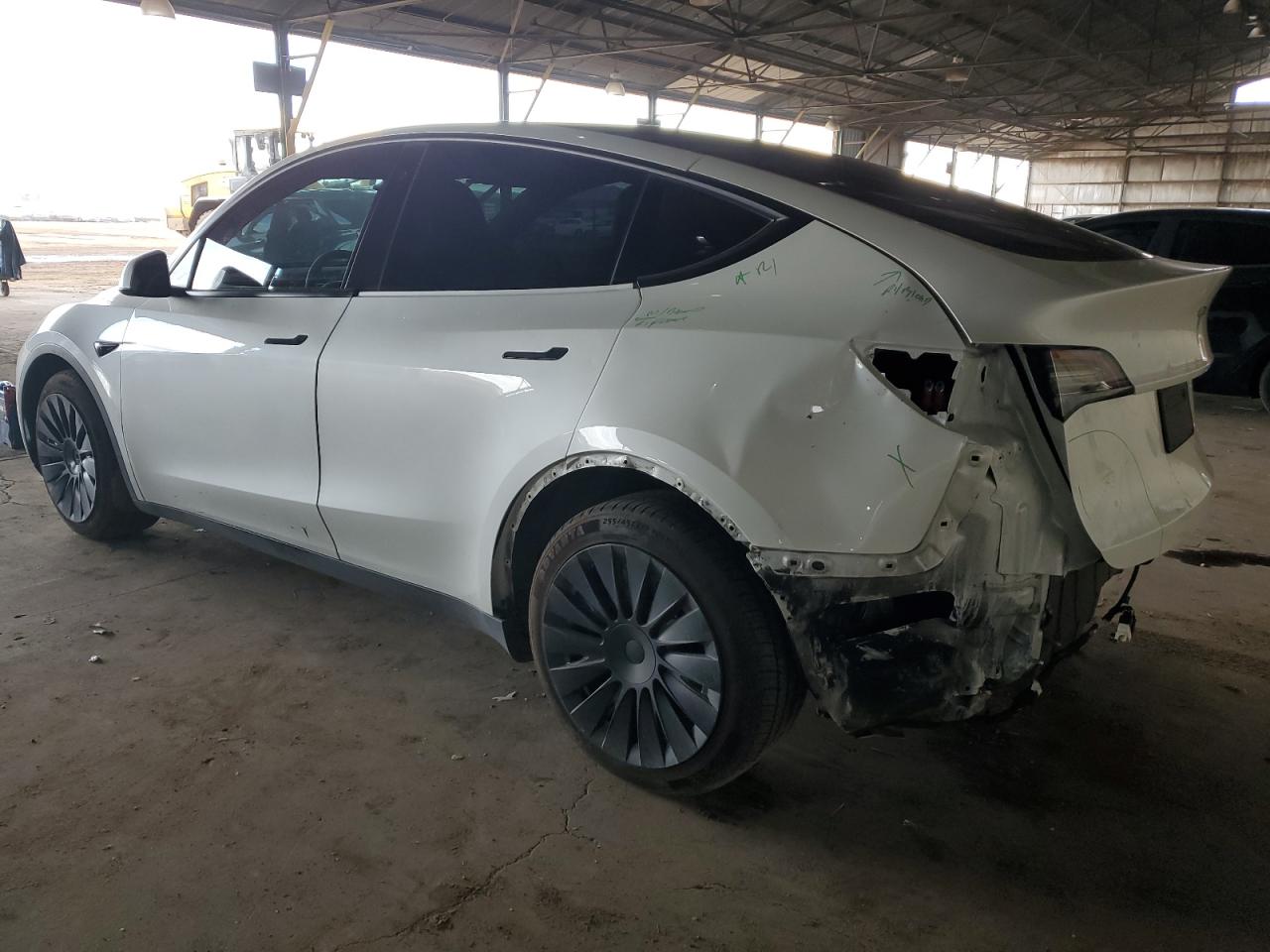 5YJYGDEE9LF054591 2020 Tesla Model Y