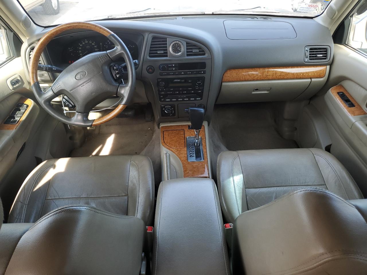 JNRDR07Y21W103888 2001 Infiniti Qx4