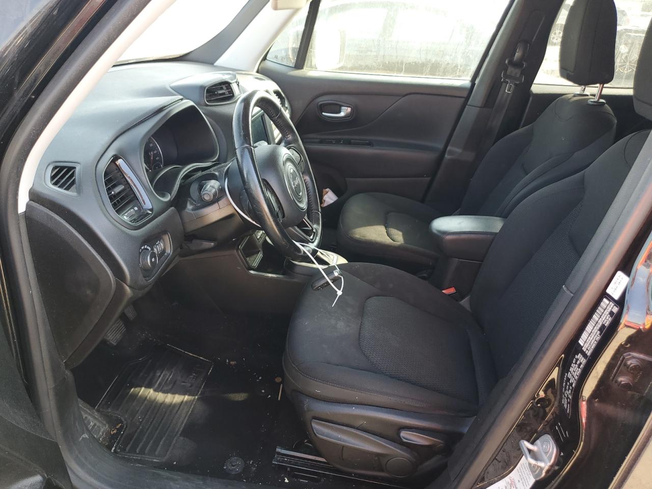 ZACCJABB6JPH01426 2018 Jeep Renegade Latitude