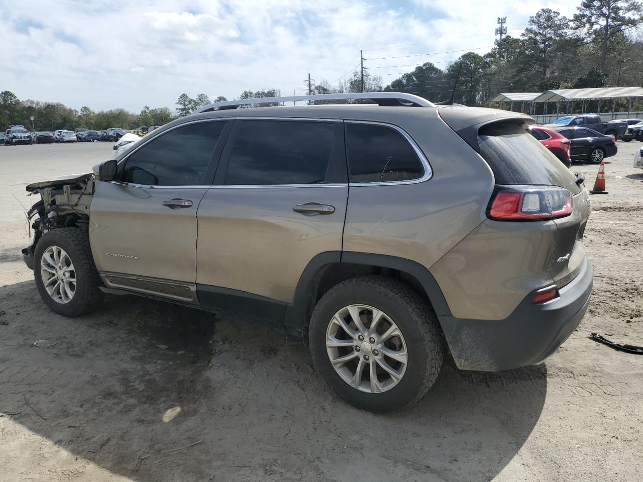 2019 Jeep Cherokee Latitude VIN: 1C4PJMCX5KD193754 Lot: 45904625