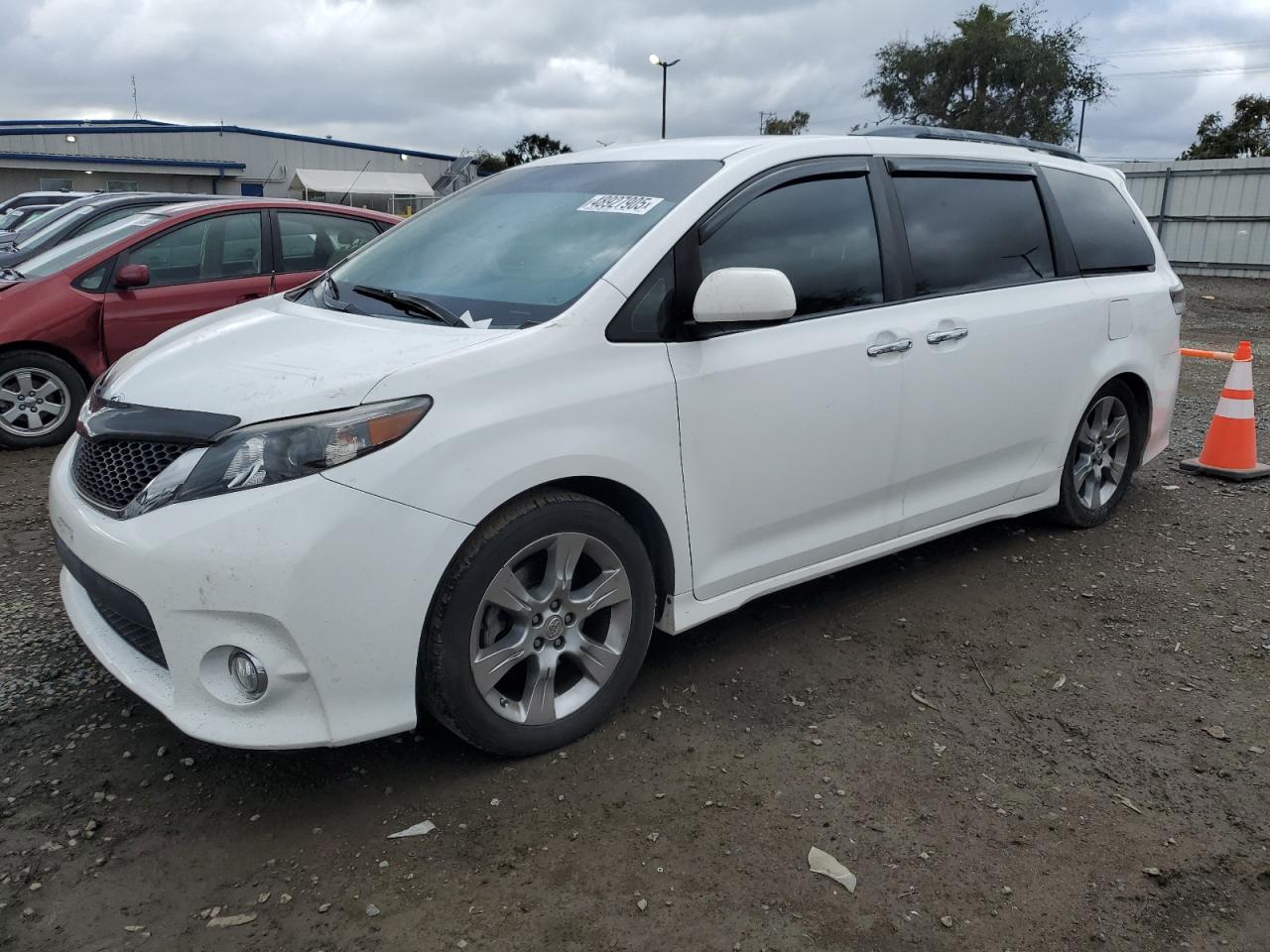 2013 Toyota Sienna Sport VIN: 5TDXK3DCXDS400794 Lot: 48927905