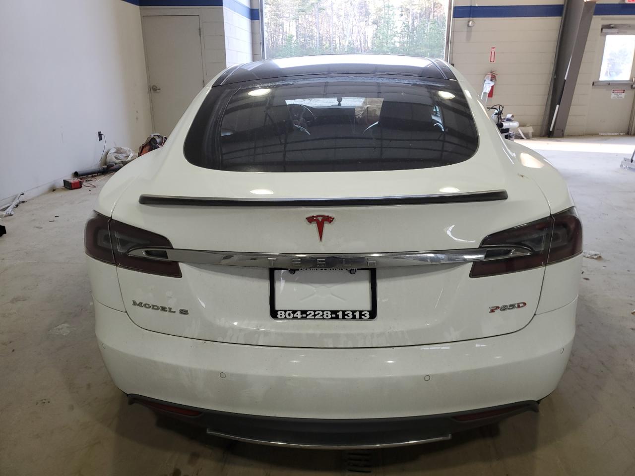 2015 Tesla Model S VIN: 5YJSA1E4XFF110720 Lot: 48694825