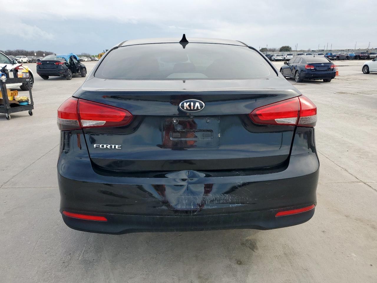 2017 Kia Forte Lx VIN: 3KPFL4A72HE102598 Lot: 49108955