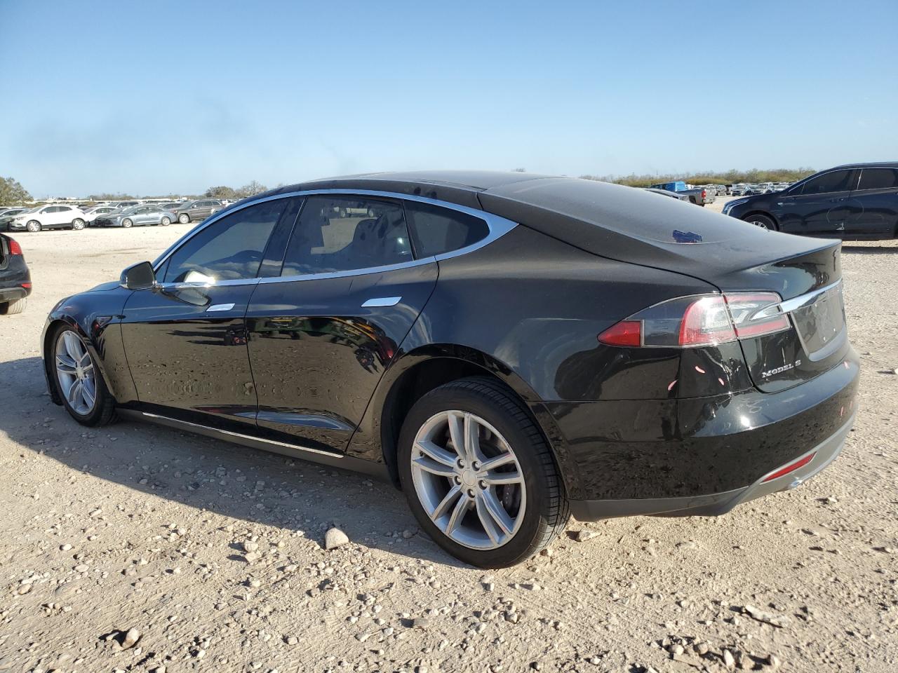 2013 Tesla Model S VIN: 5YJSA1CG2DFP05023 Lot: 48404715