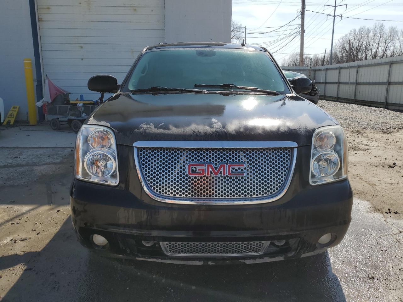 2009 GMC Yukon Denali VIN: 1GKFK03279R279042 Lot: 47779045