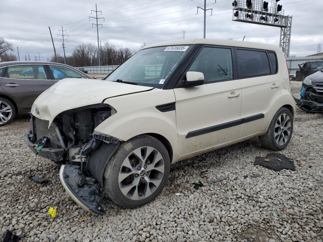 2013 Kia Soul + VIN: KNDJT2A64D7563995 Lot: 47635035