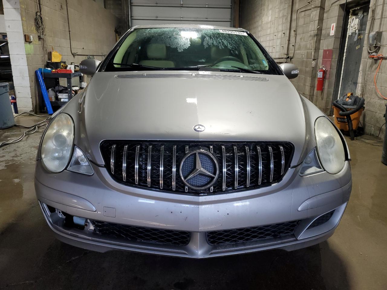 2006 Mercedes-Benz R 350 VIN: 4JGCB65E86A027508 Lot: 48295135