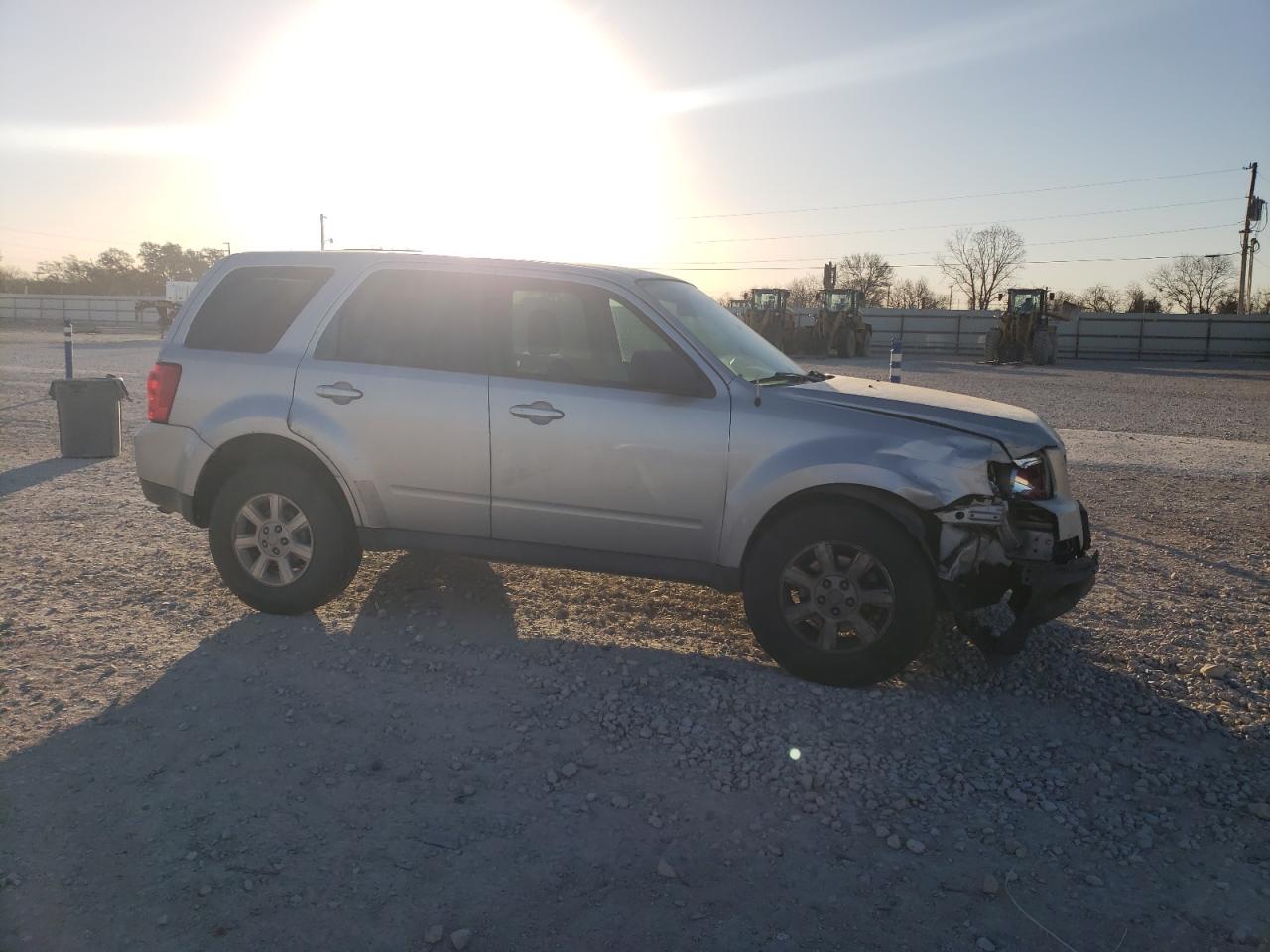 2011 Mazda Tribute I VIN: 4F2CY0C73BKM05324 Lot: 48616125