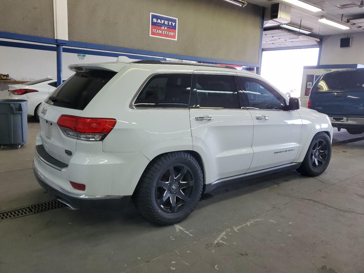 2014 Jeep Grand Cherokee Summit VIN: 1C4RJFJM0EC333653 Lot: 47276655