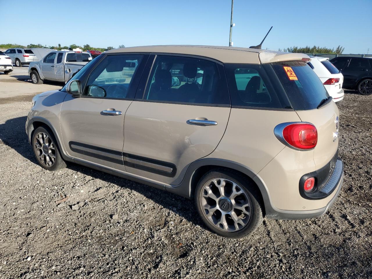 2014 Fiat 500L Trekking VIN: ZFBCFADH5EZ020235 Lot: 48463295