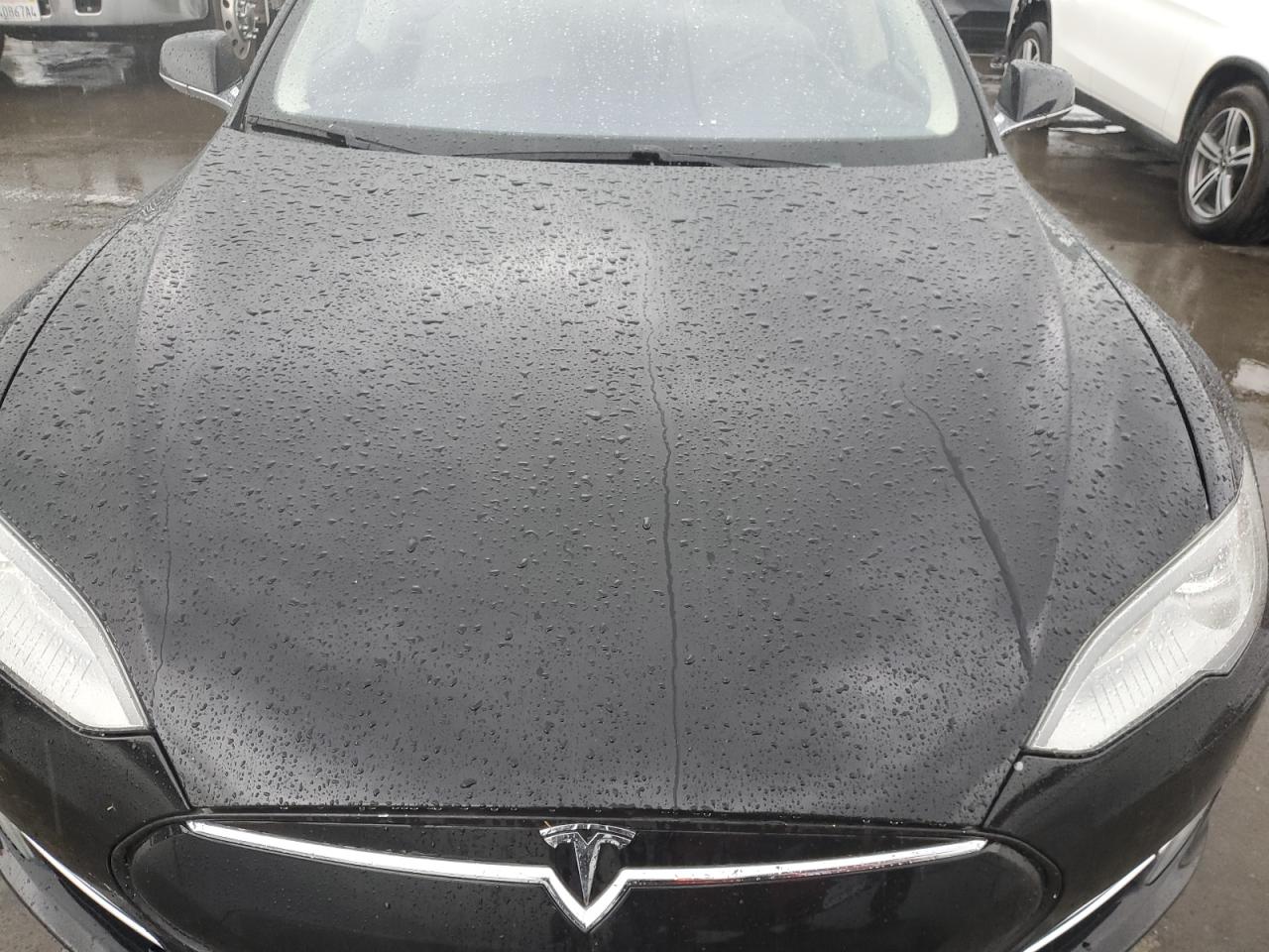 2013 Tesla Model S VIN: 5YJSA1DNXDFP19684 Lot: 49101945