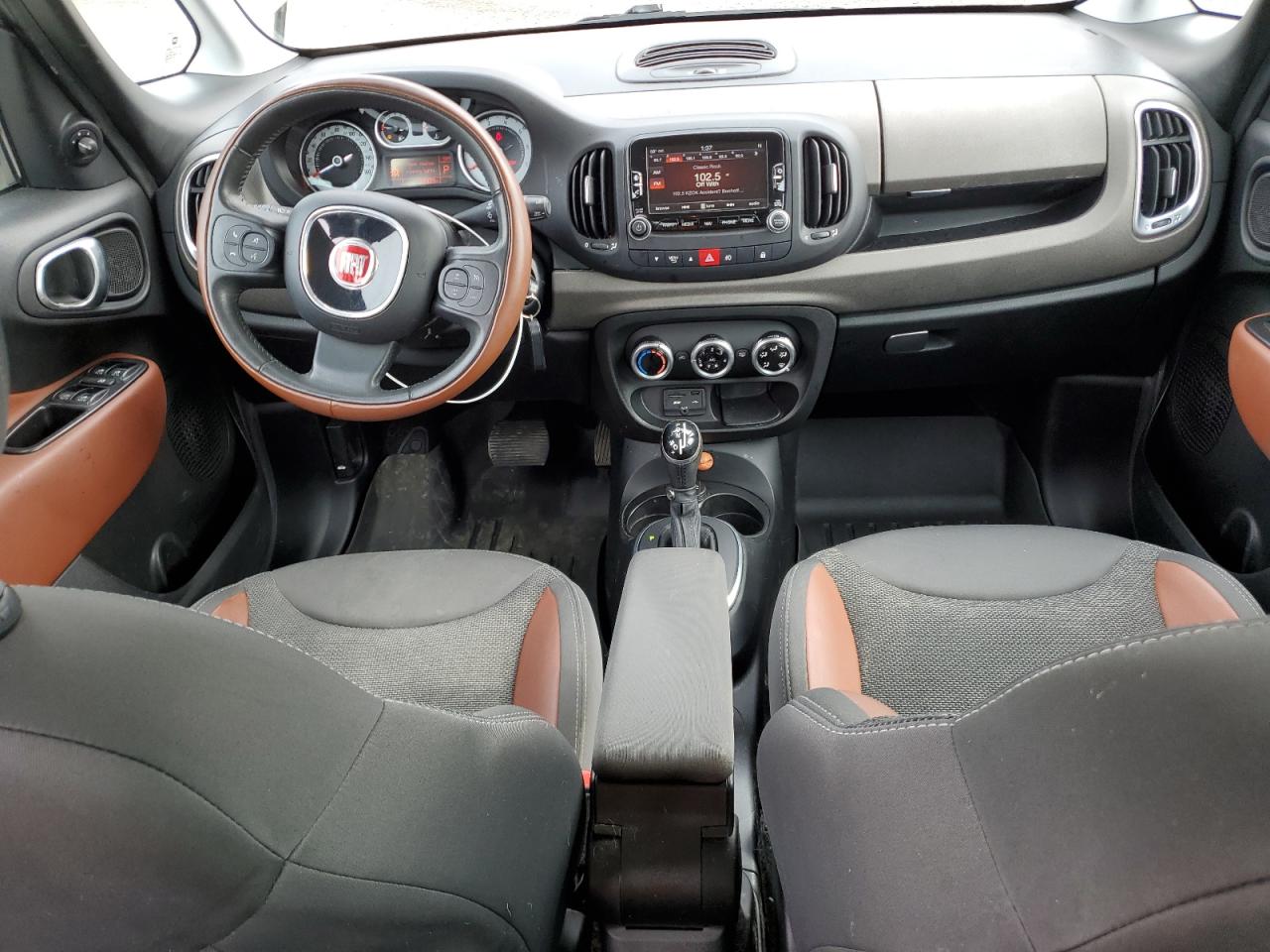 ZFBCFADH3EZ018502 2014 Fiat 500L Trekking