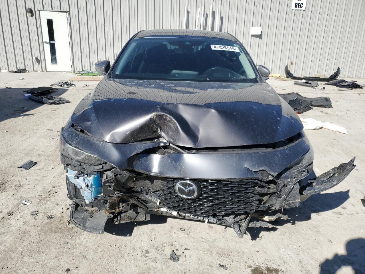 2019 Mazda 3 Premium VIN: 3MZBPAEM0KM105138 Lot: 47826545