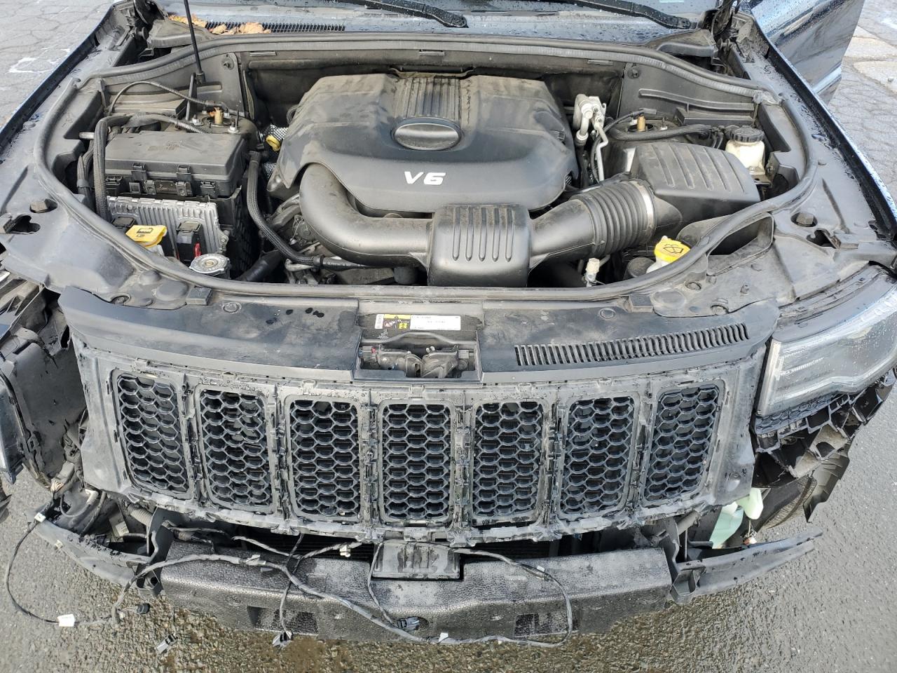 2015 Jeep Grand Cherokee Overland VIN: 1C4RJFCG7FC241528 Lot: 49003855