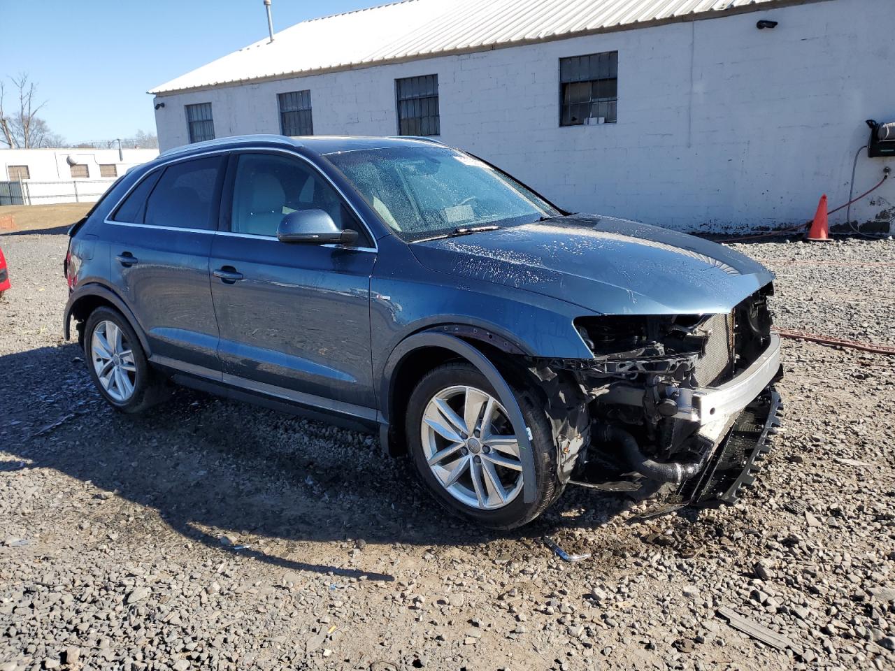 WA1JCCFS5JR001948 2018 Audi Q3 Premium Plus