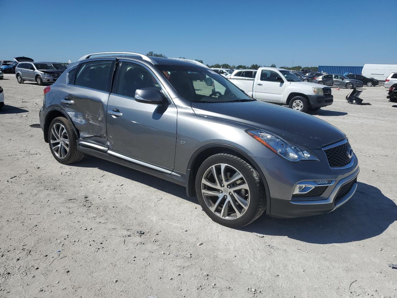 JN1BJ0RPXHM388111 2017 Infiniti Qx50