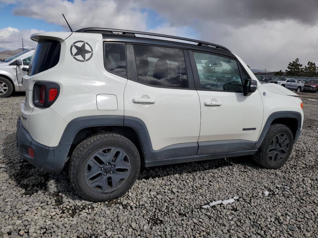 ZACCJBCBXHPE90990 2017 Jeep Renegade Trailhawk