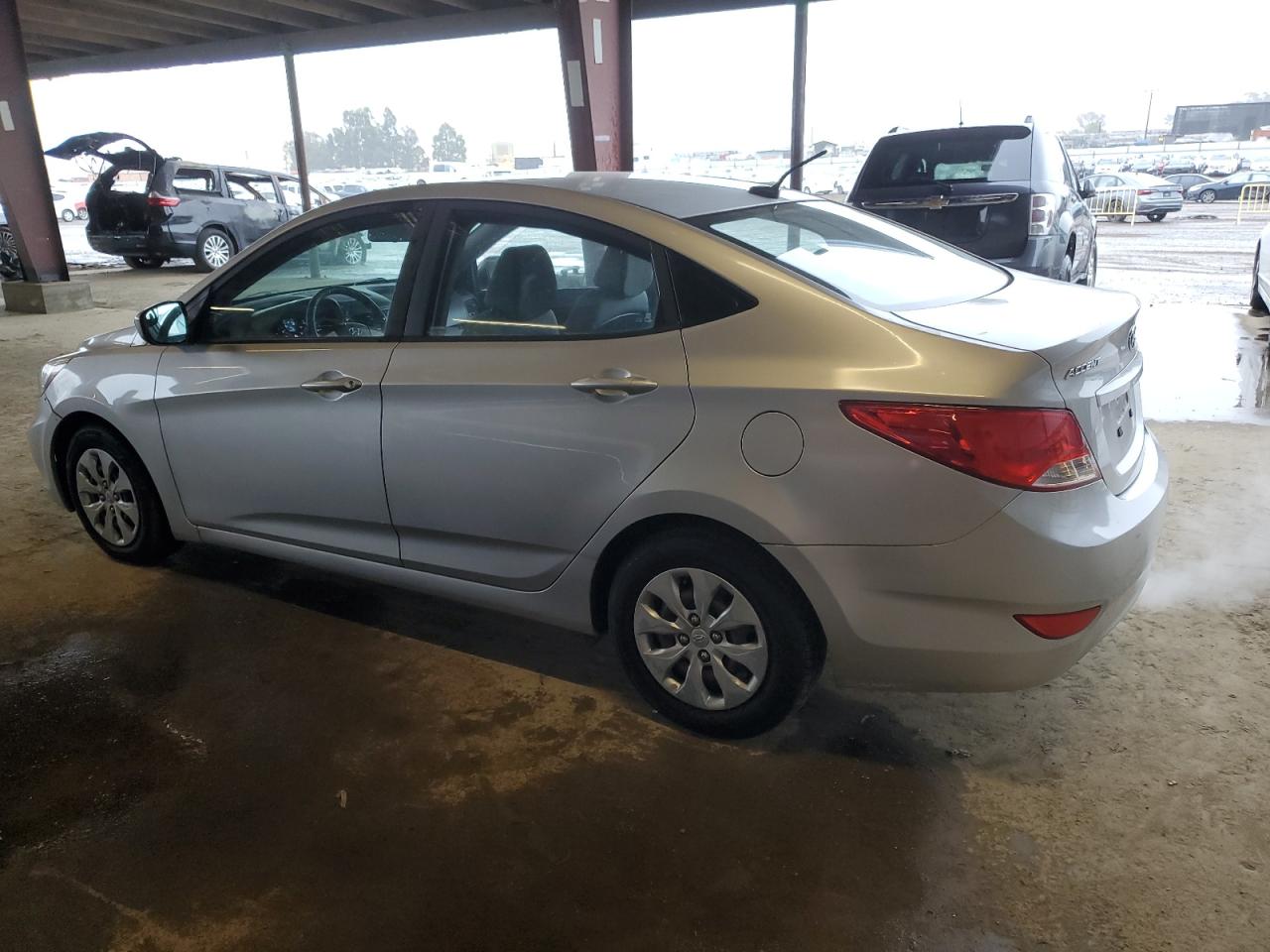 2015 Hyundai Accent Gls VIN: KMHCT4AE9FU929039 Lot: 49133945