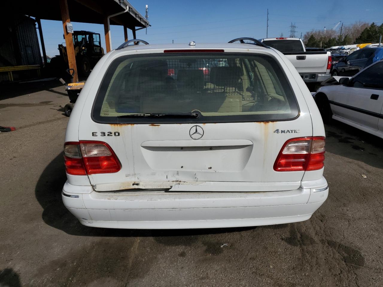 2000 Mercedes-Benz E 320 4Matic VIN: WDBJH82J8YX029393 Lot: 49070925