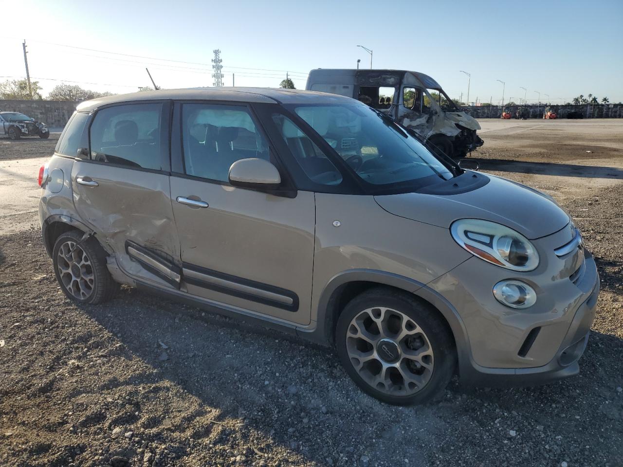 2014 Fiat 500L Trekking VIN: ZFBCFADH5EZ020235 Lot: 48463295