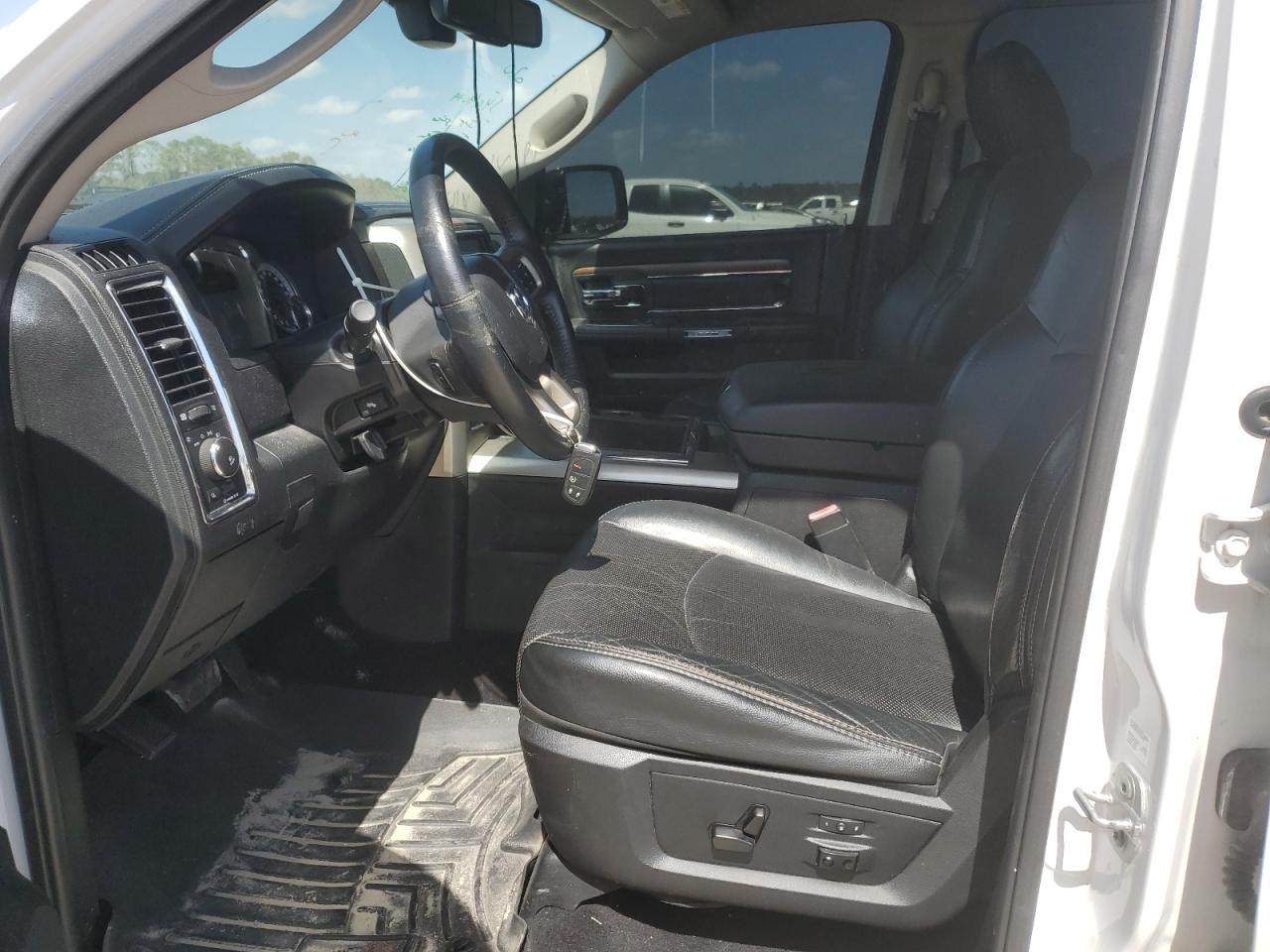 2015 Ram 1500 Laramie VIN: 1C6RR6NT7FS530649 Lot: 48950965