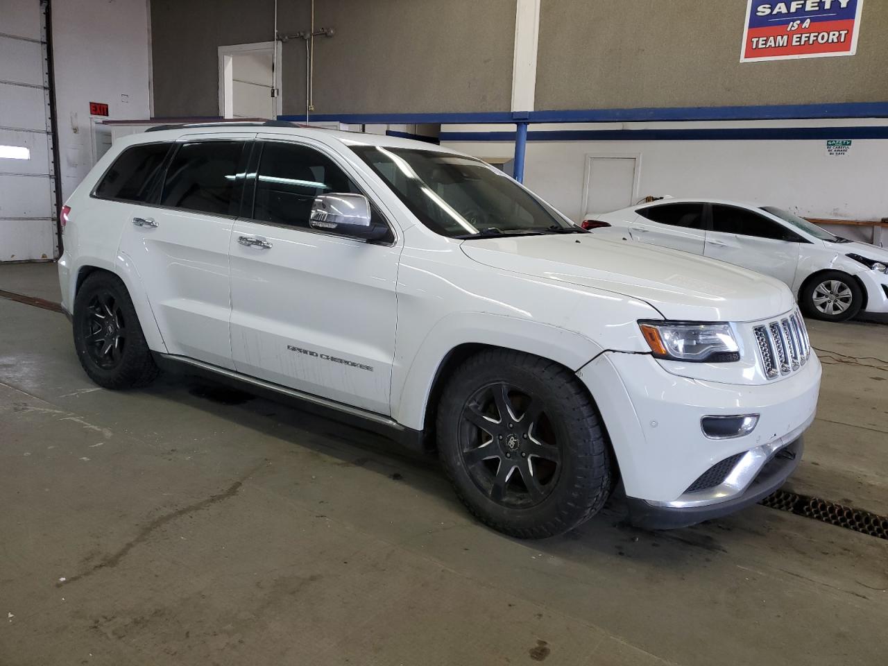 2014 Jeep Grand Cherokee Summit VIN: 1C4RJFJM0EC333653 Lot: 47276655