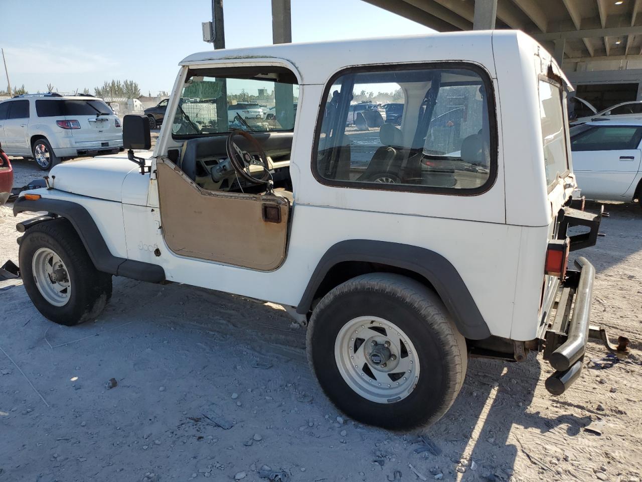 1992 Jeep Wrangler / Yj S VIN: 2J4FY19PXNJ543273 Lot: 48937725