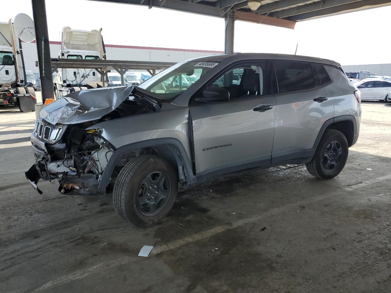 2018 Jeep Compass Sport VIN: 3C4NJDAB0JT433557 Lot: 48495695