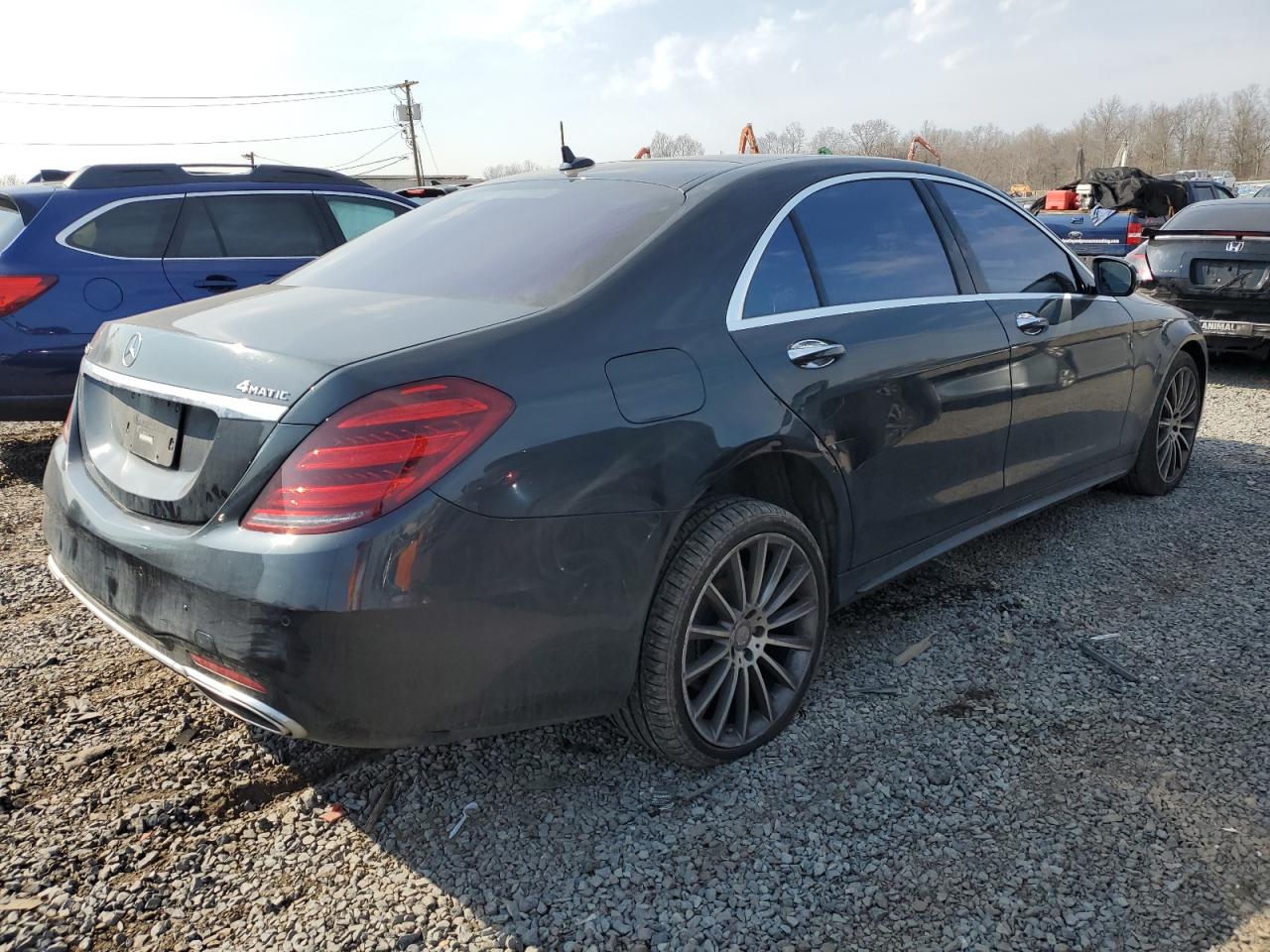 2018 Mercedes-Benz S 560 4Matic VIN: WDDUG8GB0JA390330 Lot: 48860775