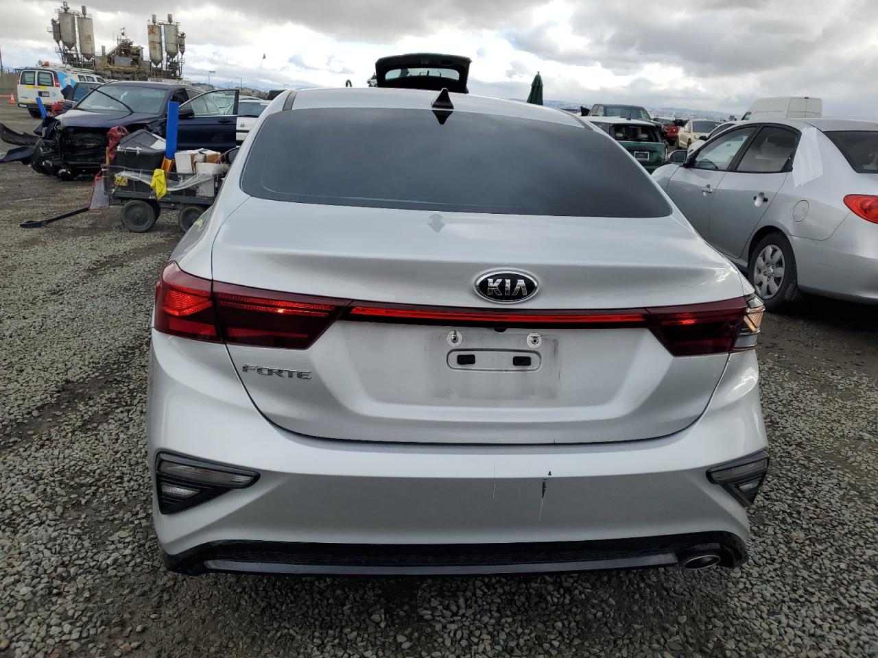 2021 Kia Forte Fe VIN: 3KPF24ADXME376585 Lot: 49005775