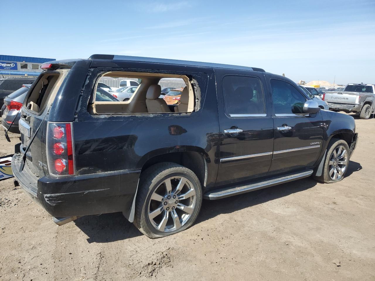 2011 GMC Yukon Xl Denali VIN: 1GKS2MEF2BR382056 Lot: 48381065