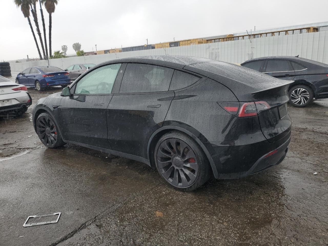 2023 Tesla Model Y VIN: 7SAYGDEF1PF924254 Lot: 48781225