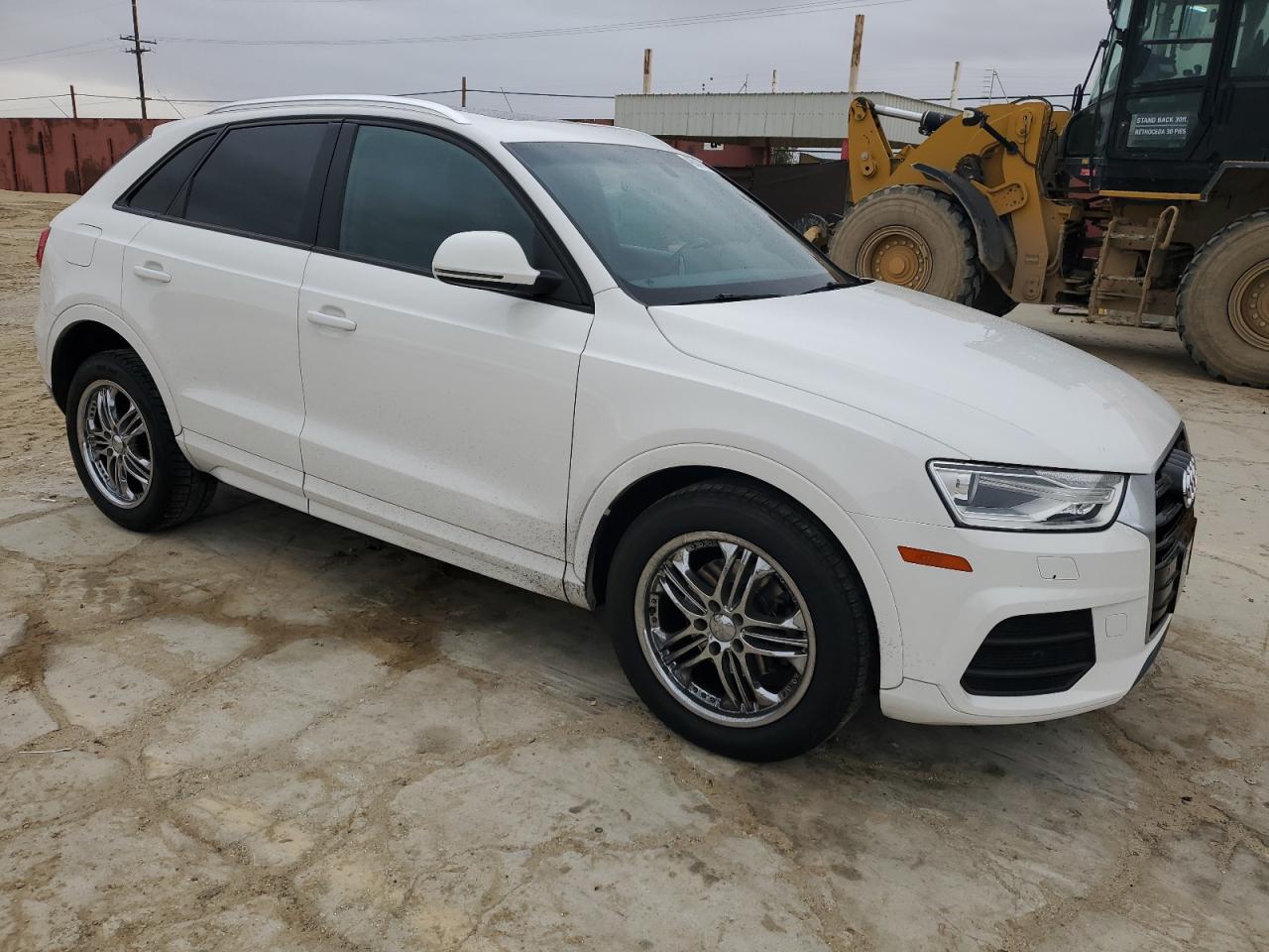 WA1BCCFS0HR010538 2017 Audi Q3 Premium